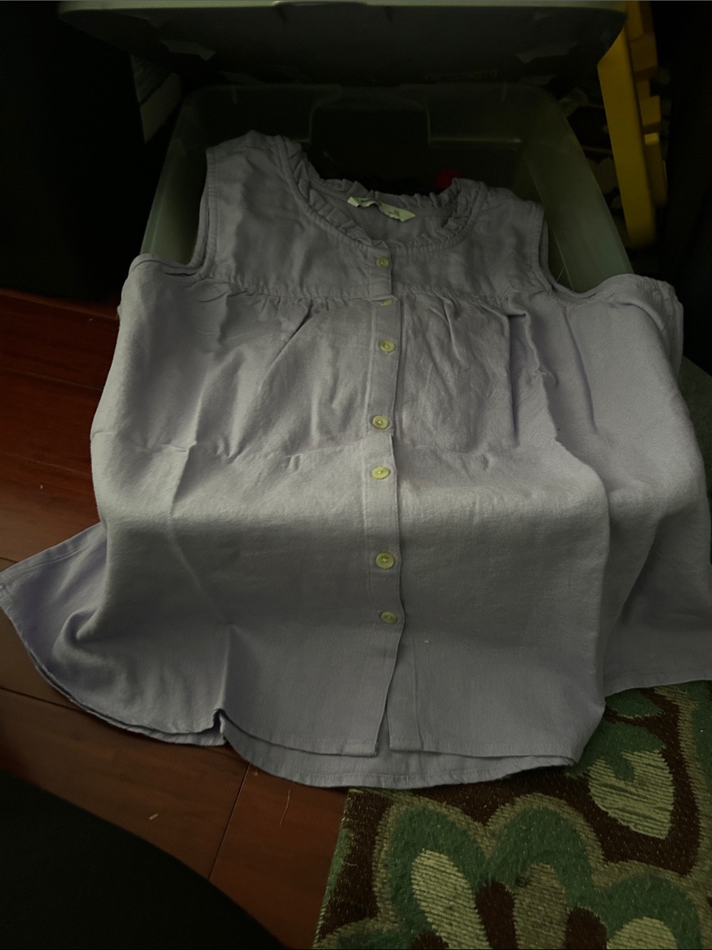 Woman’s ' Lavender Button-Front Sleeveless Top